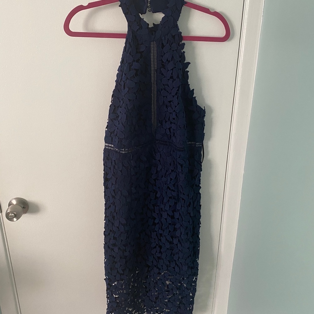 Petal Lace midi dress with open back